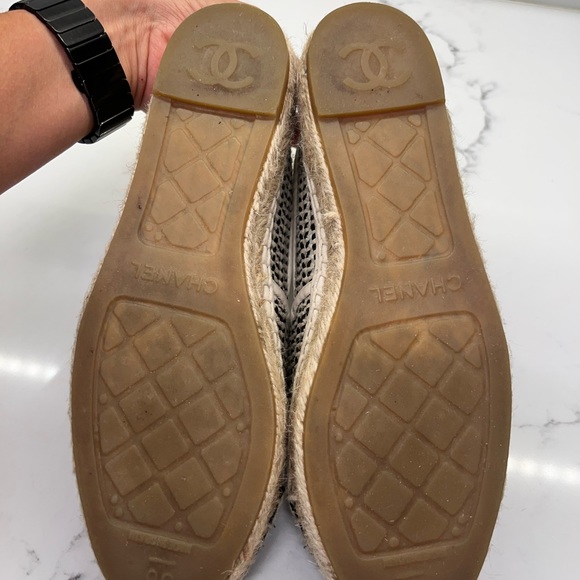 Chanel Interlocking Espadrille - Picture 6 of 6